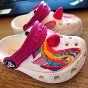 Toddler Crocs Pink and rainbow sz 6